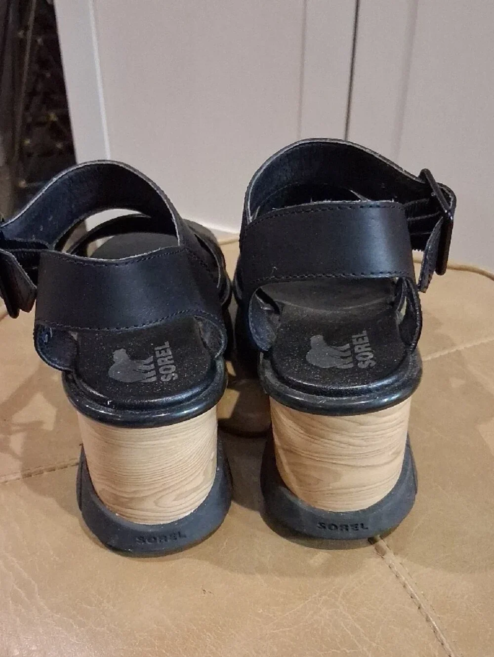 Sorel chunky platform
